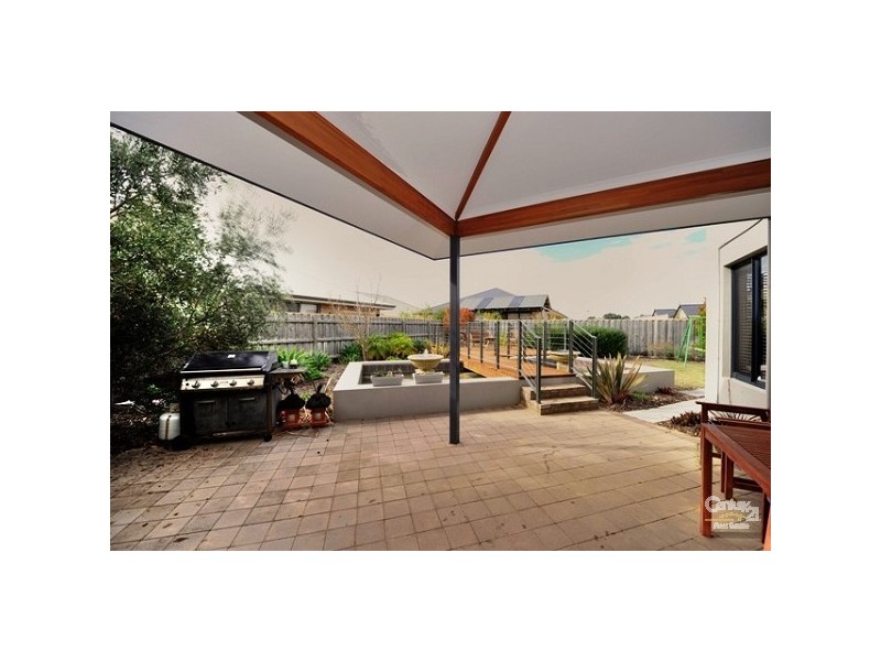 12 Cohen Vista, Lakelands WA 6180