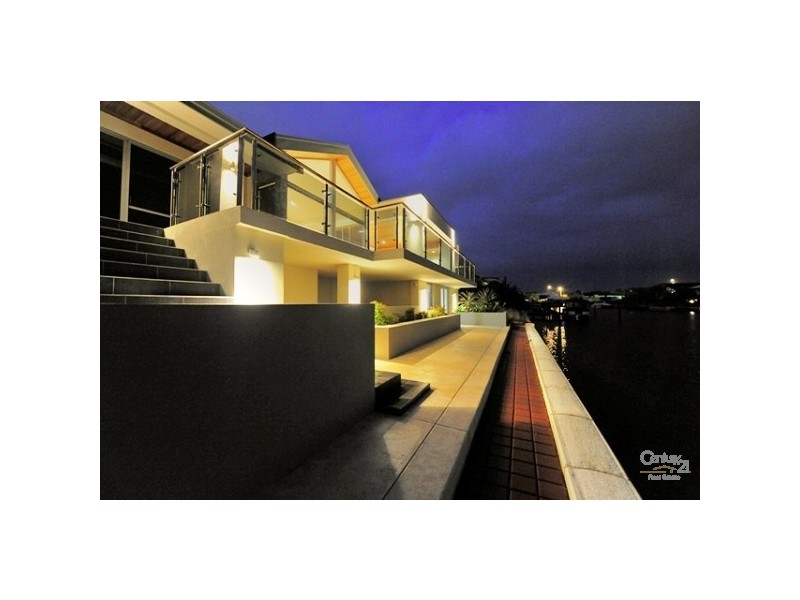 10 Ragamuffin Point, Halls Head WA 6210