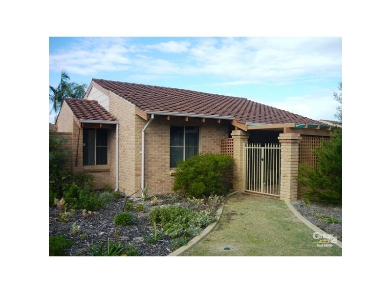 41/2 Hungerford Avenue, Halls Head WA 6210