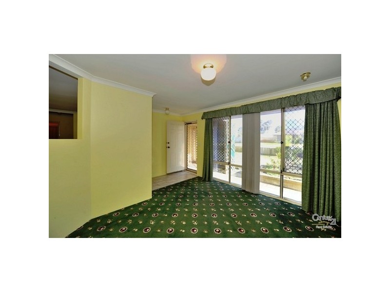 6 Newlyn Place, Coodanup WA 6210