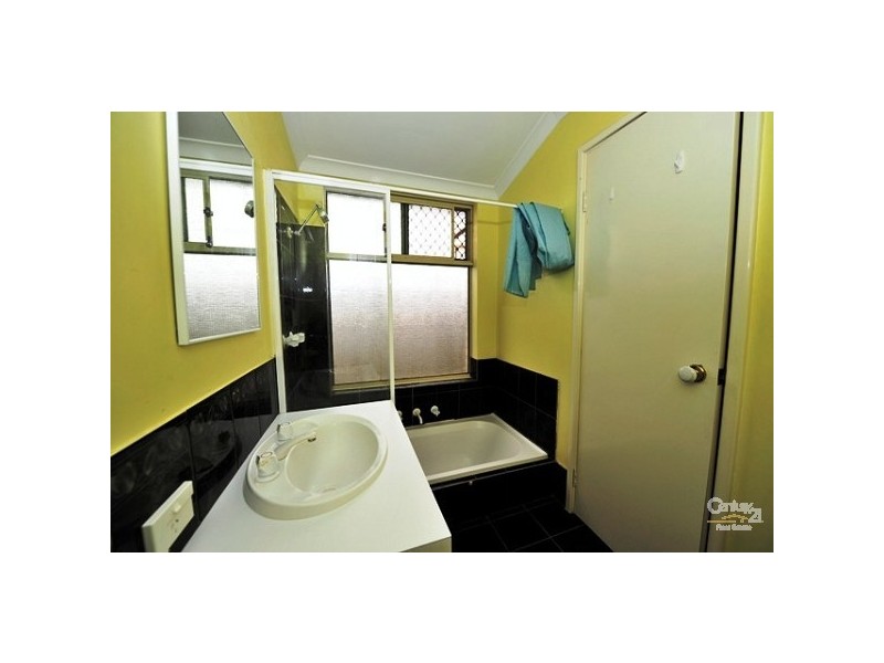 6 Newlyn Place, Coodanup WA 6210