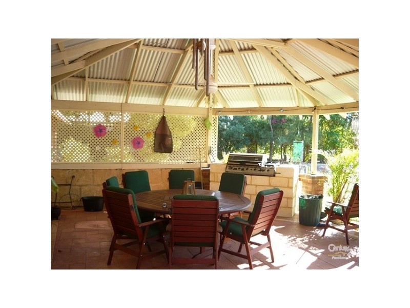 84 Victoria Circle, Greenfields WA 6210