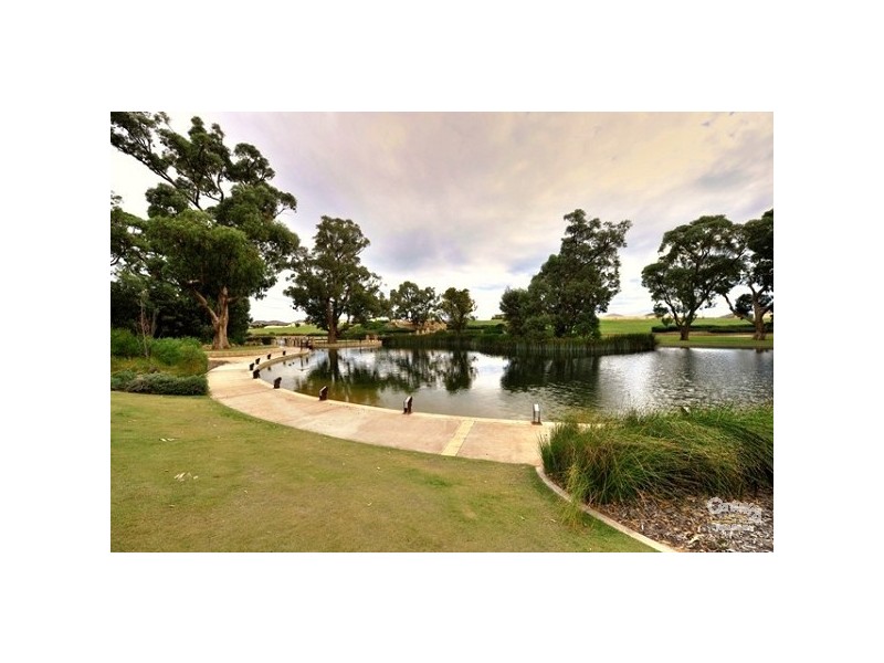 6 Brazier Way, Lakelands WA 6180