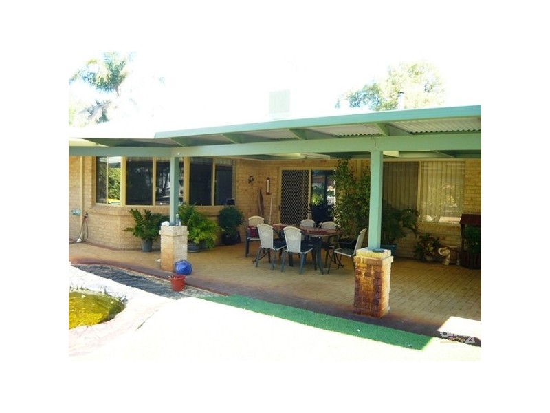 33 Candelo Loop, Greenfields WA 6210