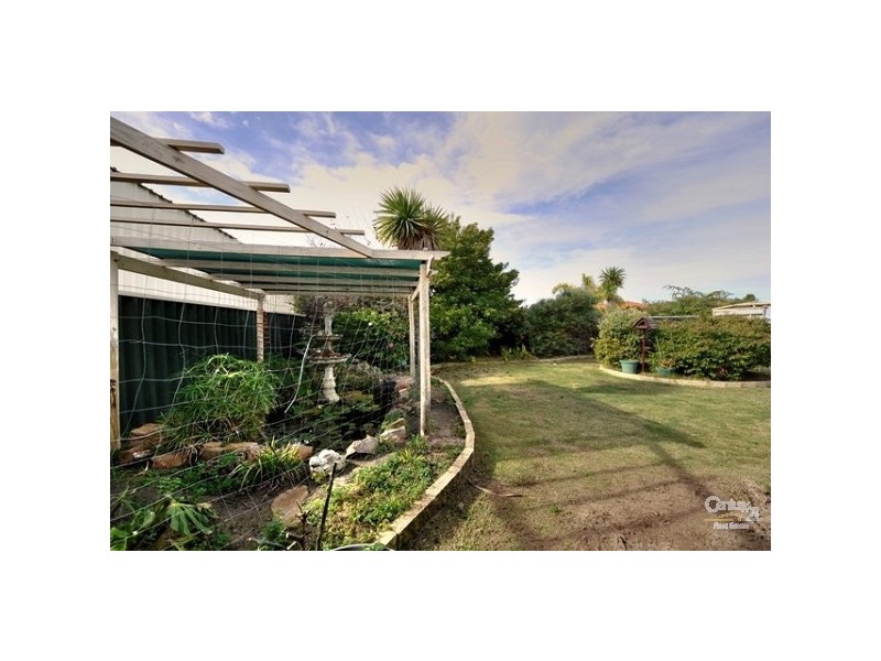 24 Navigator Drive, Singleton WA 6175