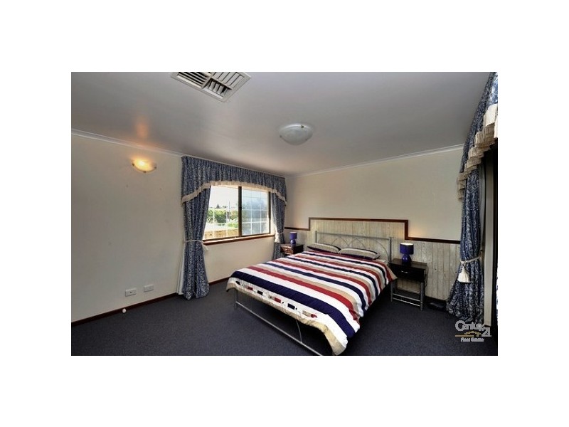 15 Creon Way, Silver Sands WA 6210