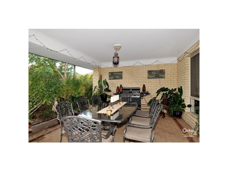 21 Brouwer Trail, Dudley Park WA 6210