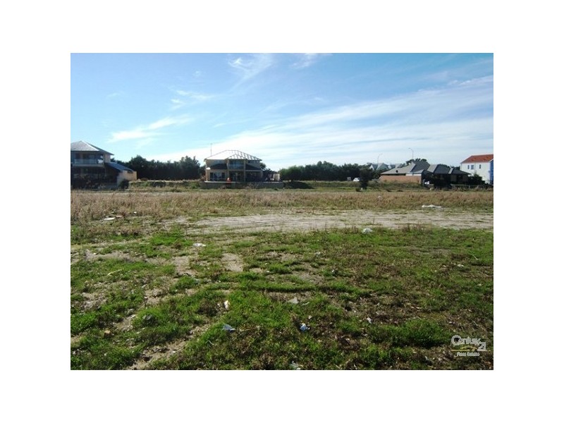 5 Gael Place, Dudley Park WA 6210