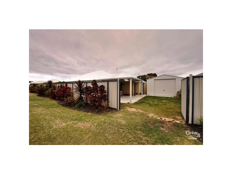 7 Gables Green, Meadow Springs WA 6210