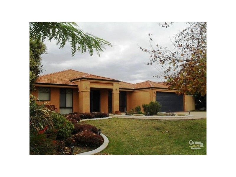 35 Federation Drive, Singleton WA 6175