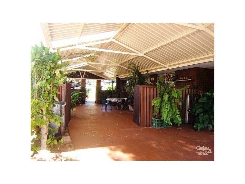 4 Oak Avenue, Mandurah WA 6210