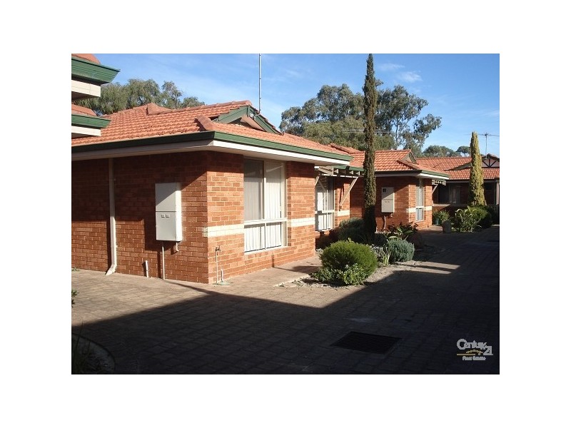 2/18 Henson Street MANDURAH, Mandurah WA 6210