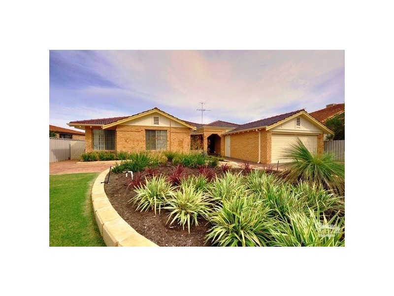 18 Seawind Drive SILVER SANDS, Mandurah WA 6210