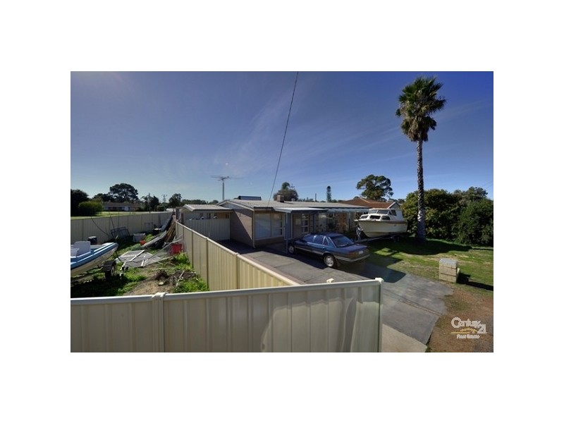 8 Maria Street, Dudley Park WA 6210