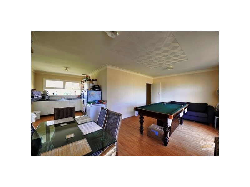 8 Maria Street, Dudley Park WA 6210