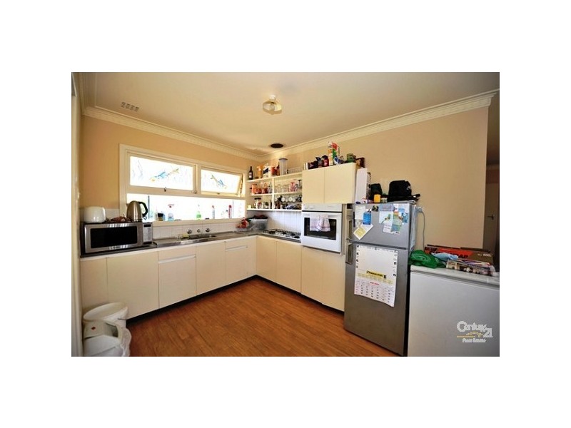 8 Maria Street, Dudley Park WA 6210