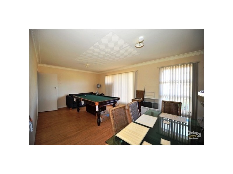 8 Maria Street, Dudley Park WA 6210