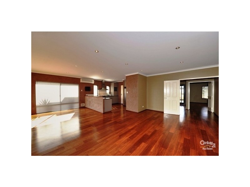 20 Granby Road, Secret Harbour WA 6173