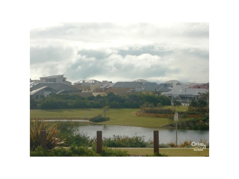 43 Carissa Turn, Halls Head WA 6210