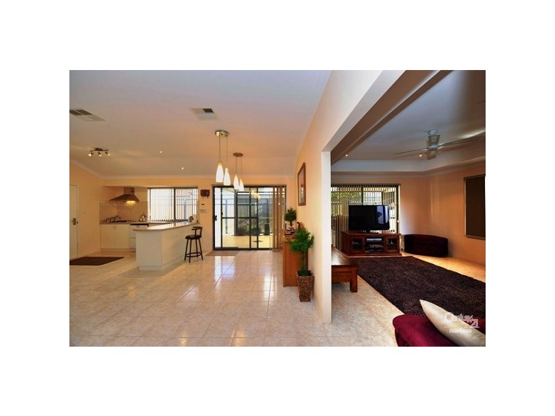 63 Newport Drive, Dudley Park WA 6210