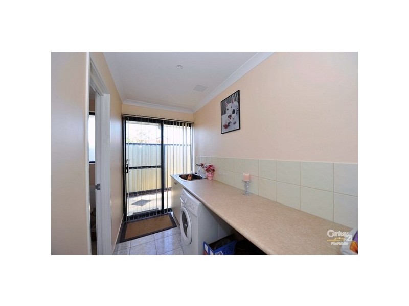 63 Newport Drive, Dudley Park WA 6210