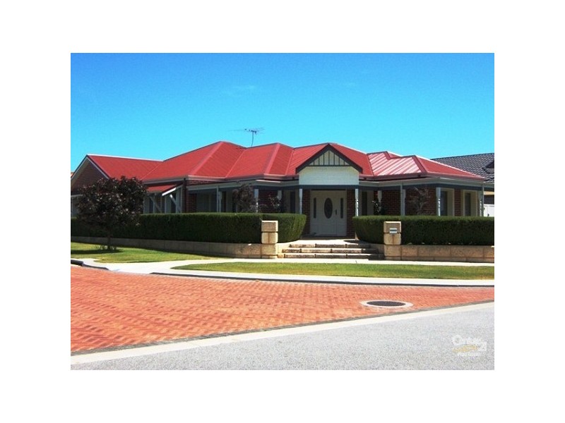 14 Coffs Bend, Secret Harbour WA 6173