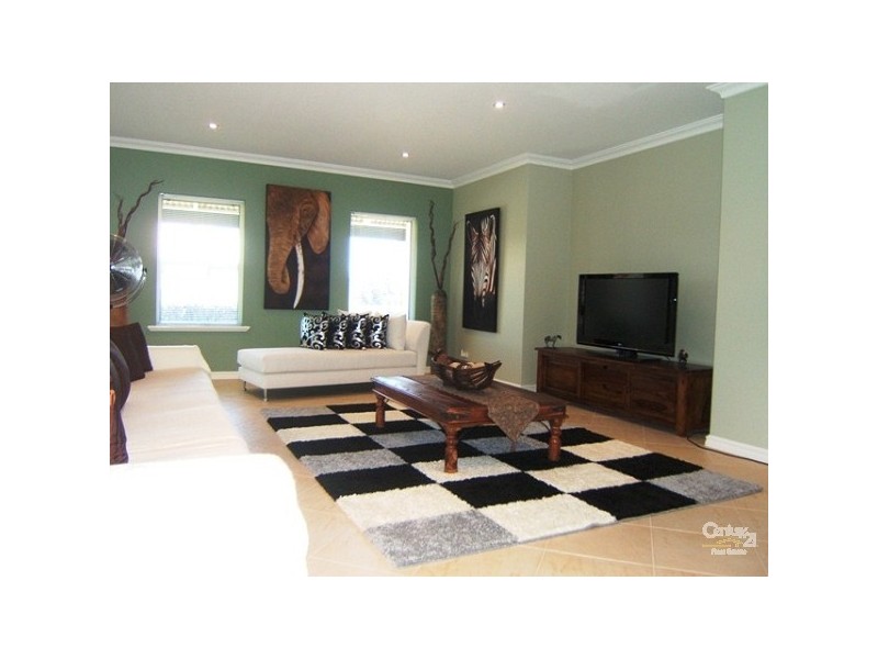 14 Coffs Bend, Secret Harbour WA 6173