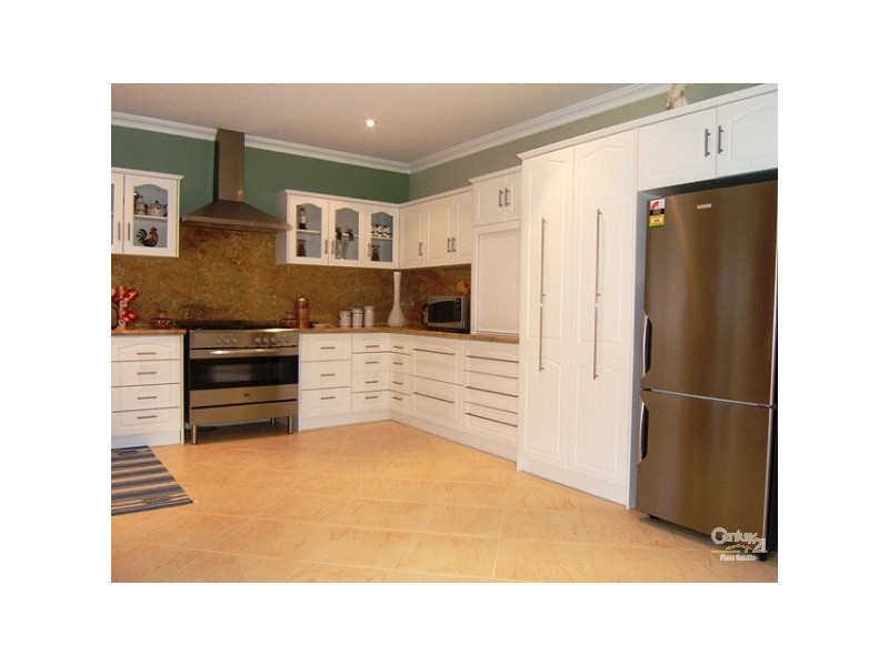 14 Coffs Bend, Secret Harbour WA 6173