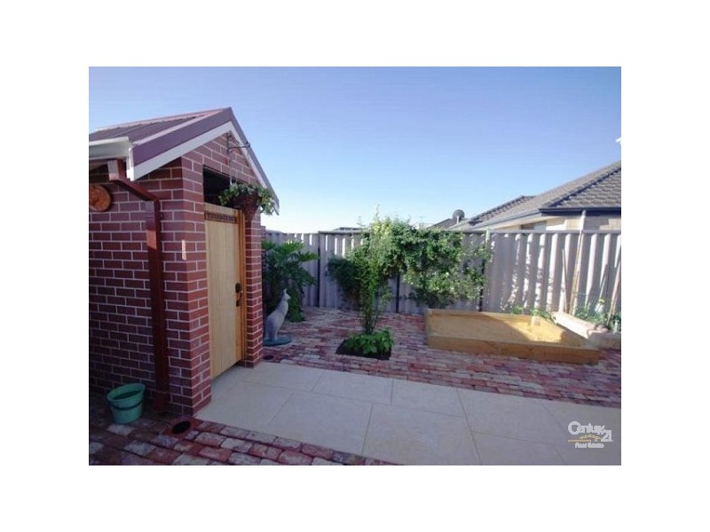 14 Coffs Bend, Secret Harbour WA 6173