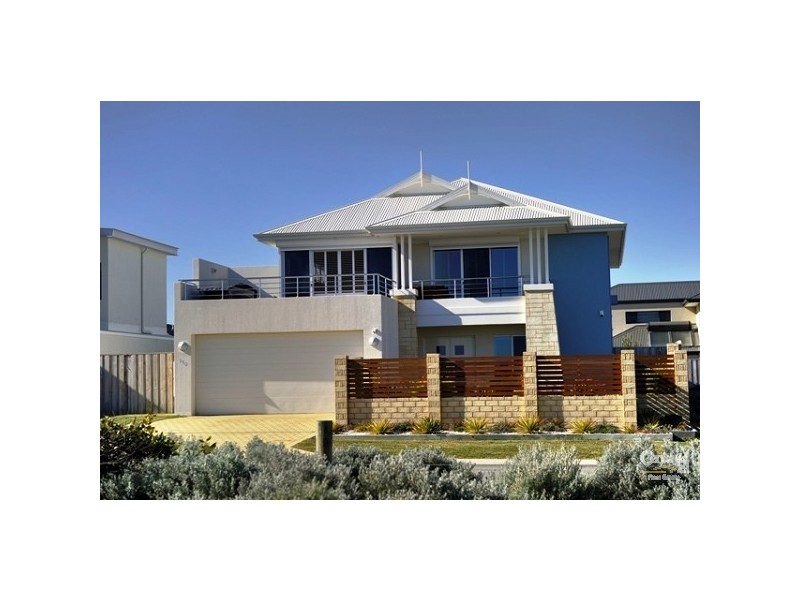 110 Boardwalk Boulevard, Halls Head WA 6210