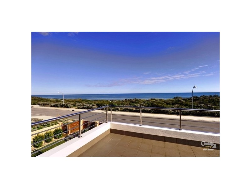 110 Boardwalk Boulevard, Halls Head WA 6210