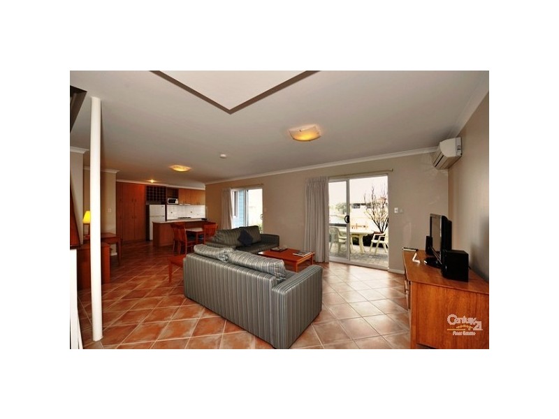 26/20 Apollo Place, Halls Head WA 6210