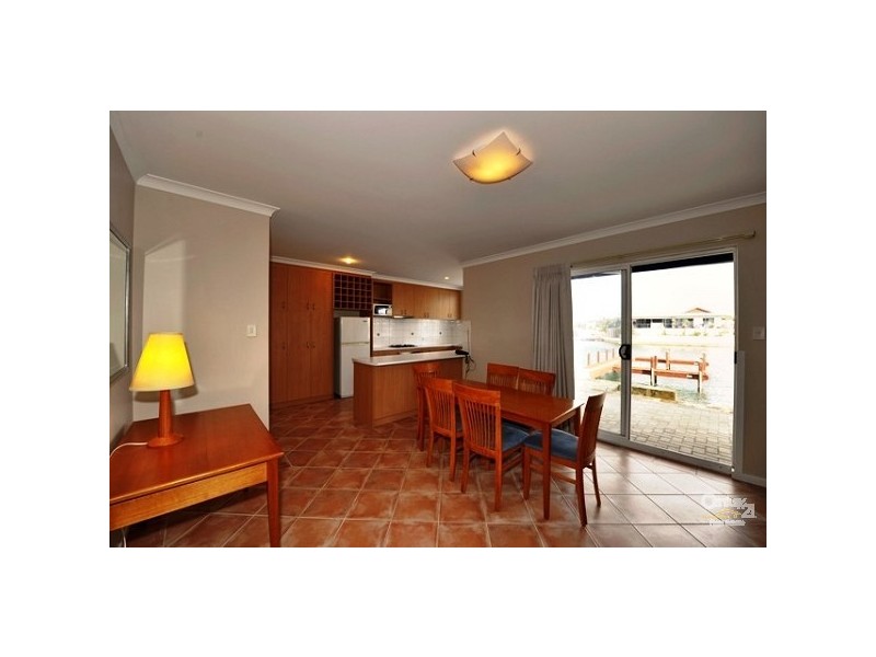 26/20 Apollo Place, Halls Head WA 6210