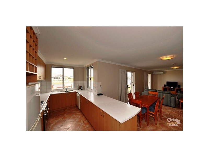 26/20 Apollo Place, Halls Head WA 6210