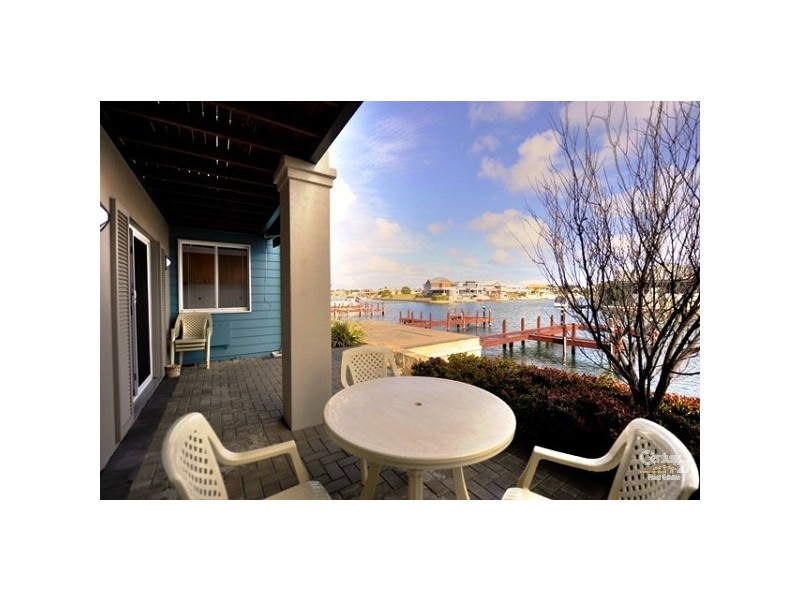 26/20 Apollo Place, Halls Head WA 6210