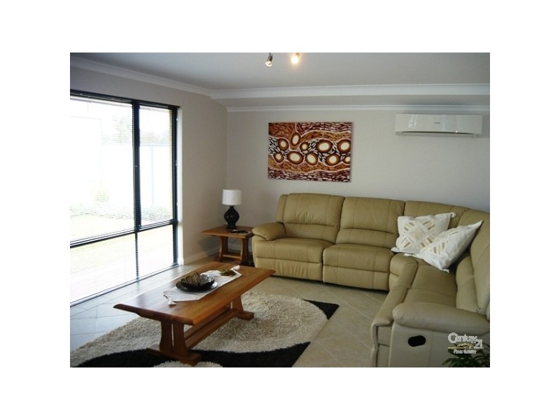 132 Meadow Springs Drive, Meadow Springs WA 6210