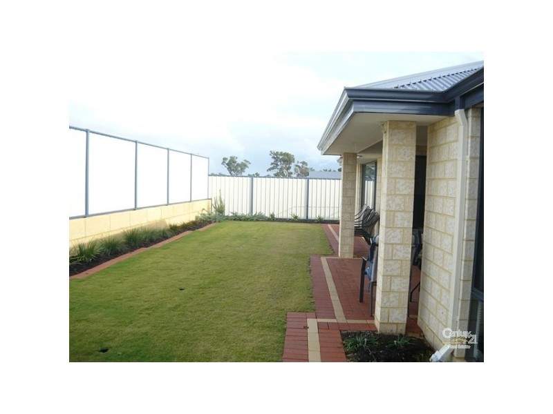 132 Meadow Springs Drive, Meadow Springs WA 6210