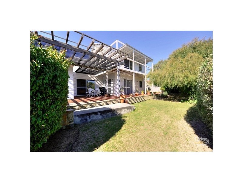 13 Selene Way, San Remo WA 6210