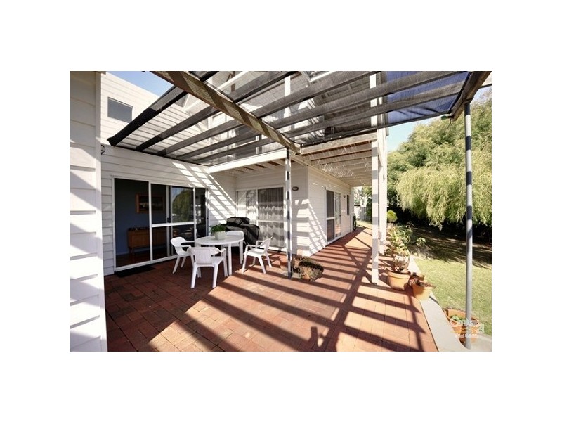 13 Selene Way, San Remo WA 6210