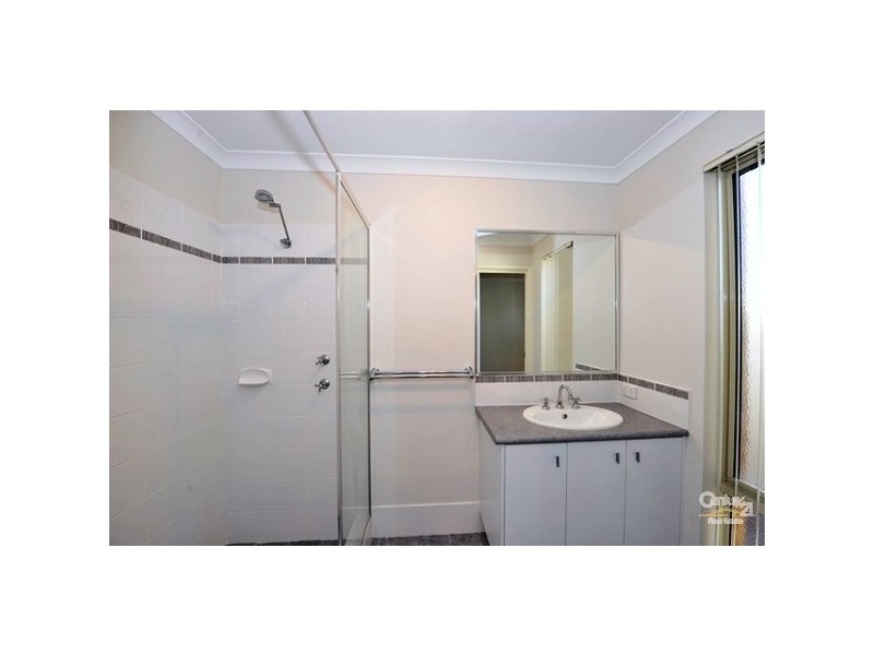 7 Lascelles Circus, Lakelands WA 6180