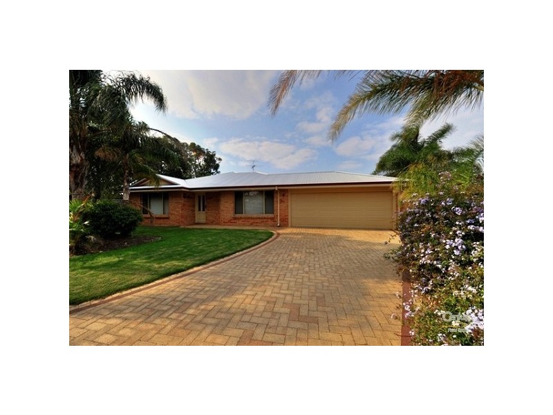 4 Nalya Court, Coodanup WA 6210