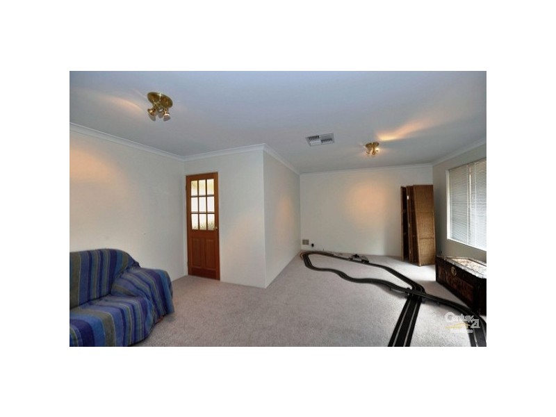 4 Nalya Court, Coodanup WA 6210