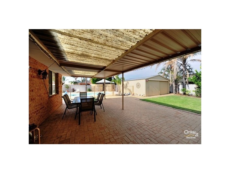 4 Nalya Court, Coodanup WA 6210
