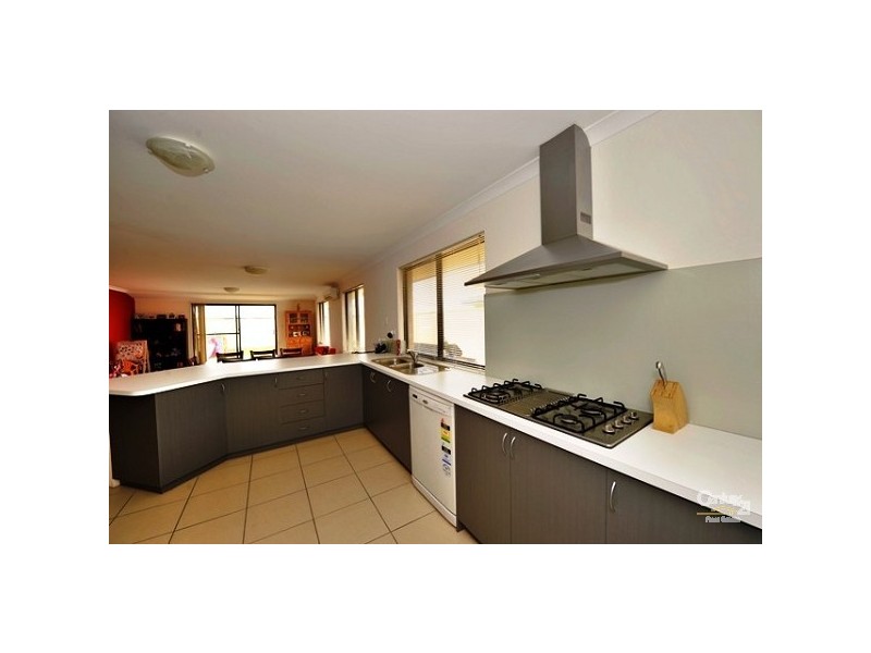 11 Prentice Way, Lakelands WA 6180