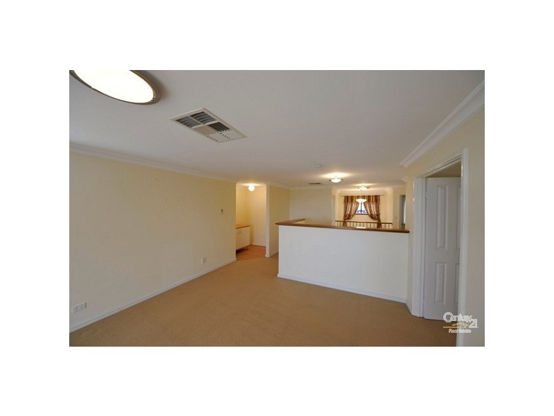 88 Baloo Crescent, Wannanup WA 6210