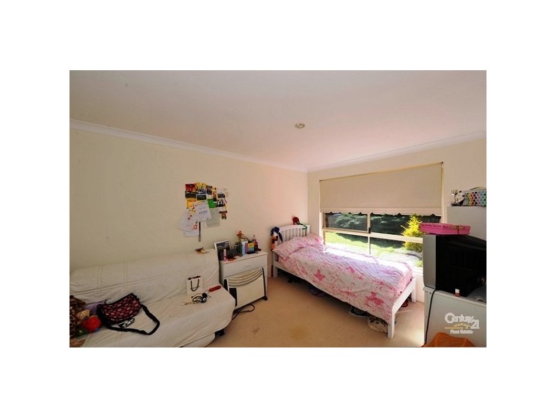 12 Muntries Place, Halls Head WA 6210
