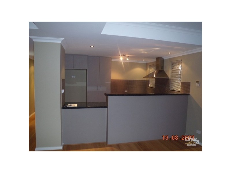 1/4 Dorsadura Way MANDURAH OCEAN MARINA, Mandurah WA 6210