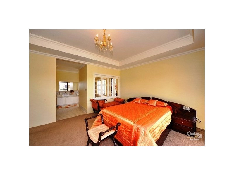 49 Katinka Retreat, Dudley Park WA 6210