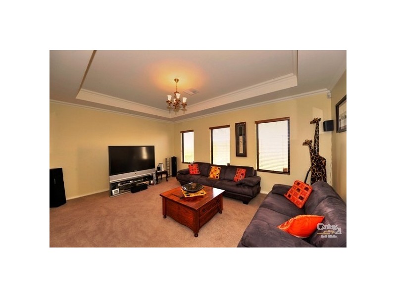49 Katinka Retreat, Dudley Park WA 6210
