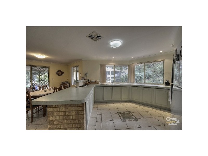 58 Nutbush Avenue, Falcon WA 6210